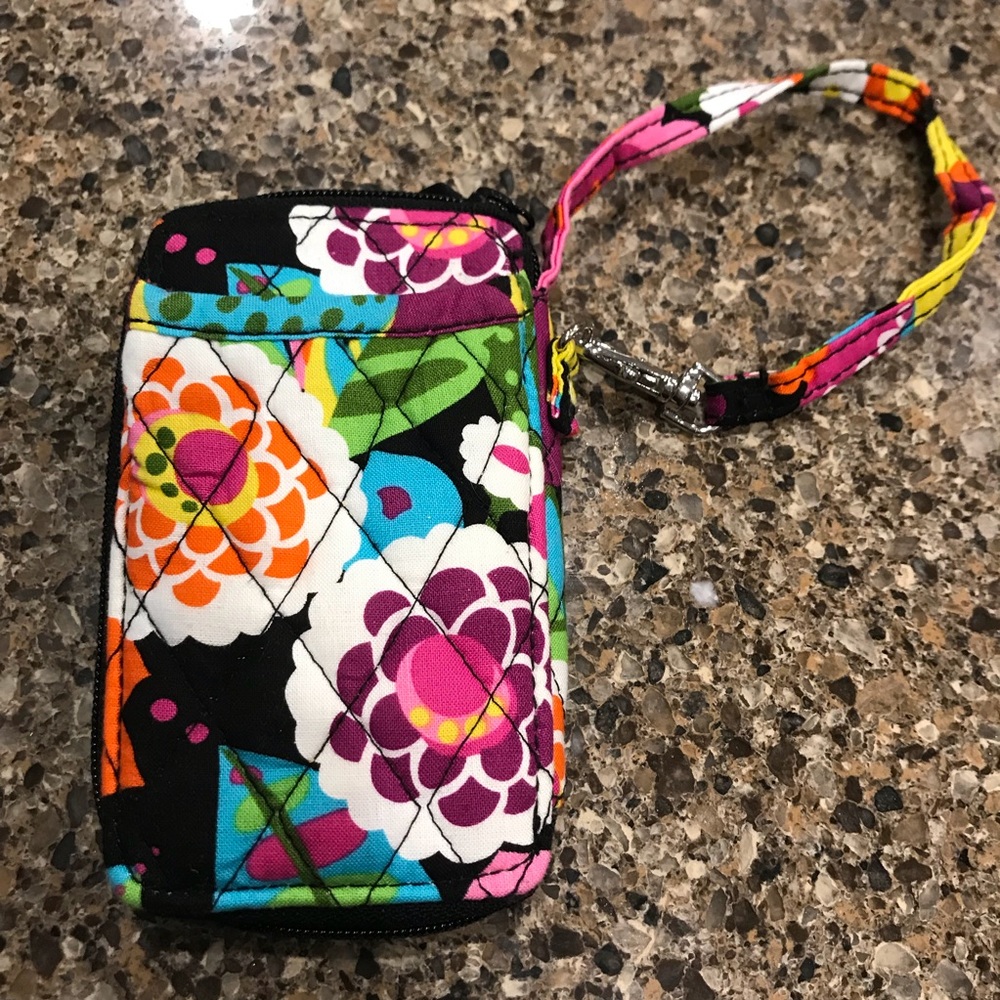 Vera Bradley all in one wristlet va va bloom